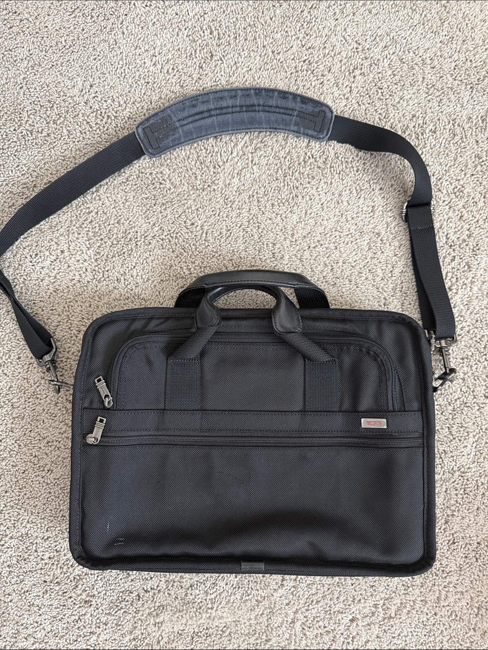 Black TUMI Men's Laptop Briefcase Shoulder Bag - Professional Carry